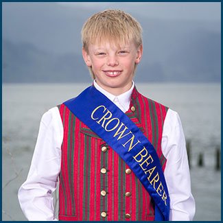 Crown Bearer 2025
